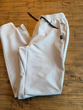 UNRL Mens Light Gray Jogger - size medium tall